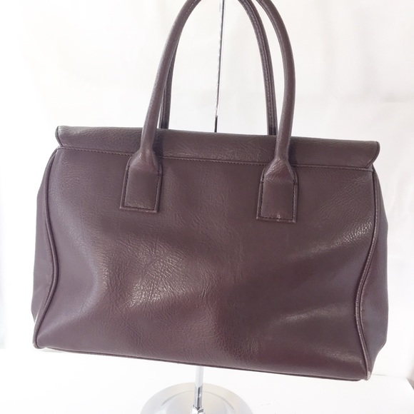 Mat & Nat Vegan faux leather Satchel Bag in brown - Picture 5 of 6